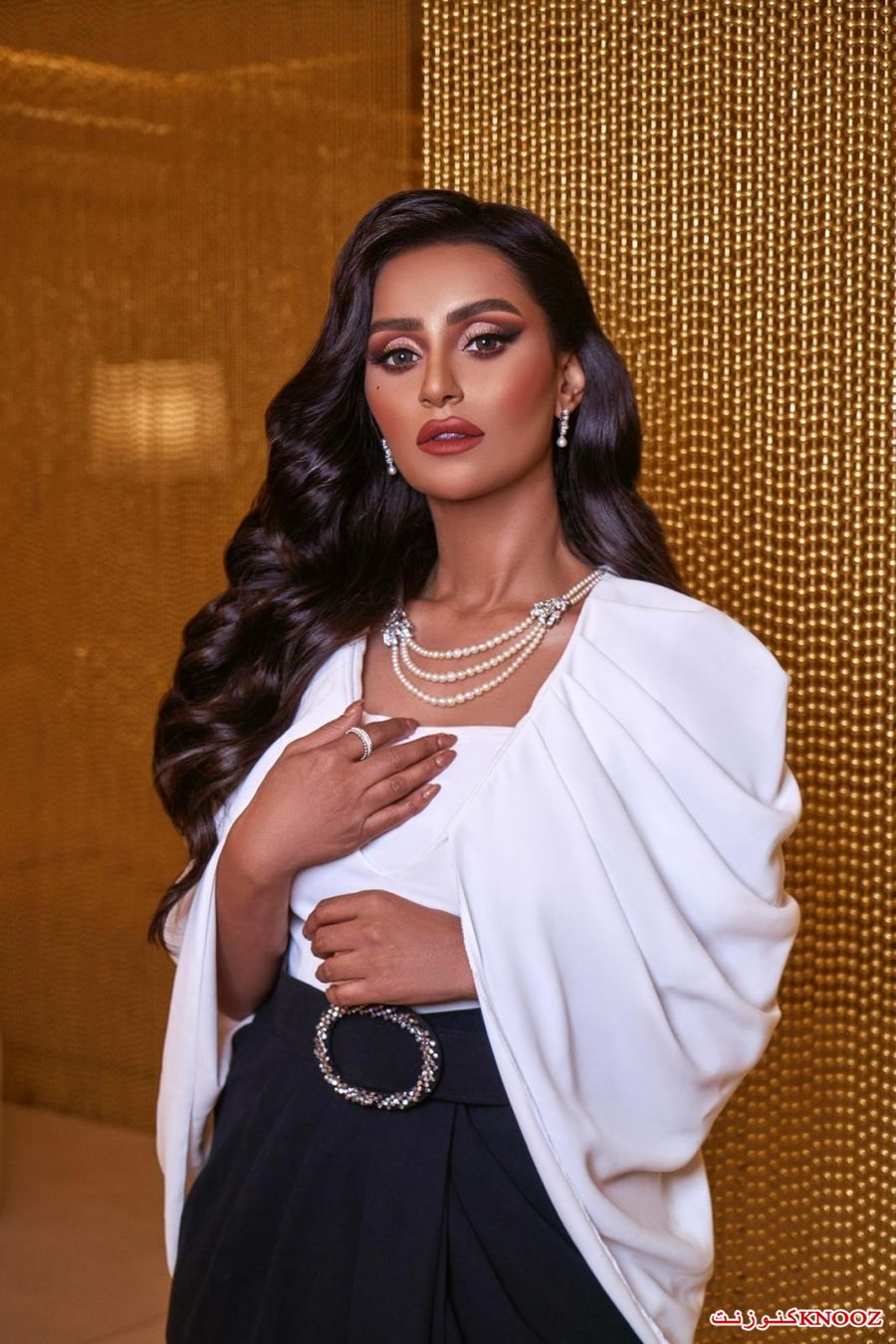 المذيعة نسرين سروري الوجه الإعلامي لمجموعة مجوهرات سيرة اللؤلؤ